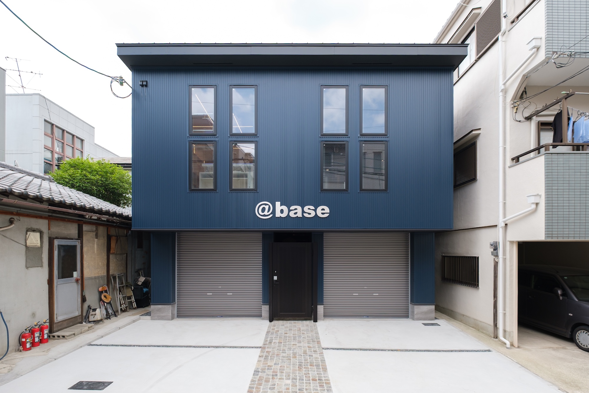 ＠base （ガレージオフィス）